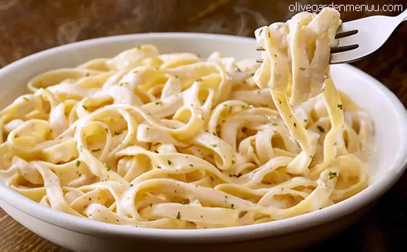 Olive Garden Menu 33 Fettuccine Alfredo (V)